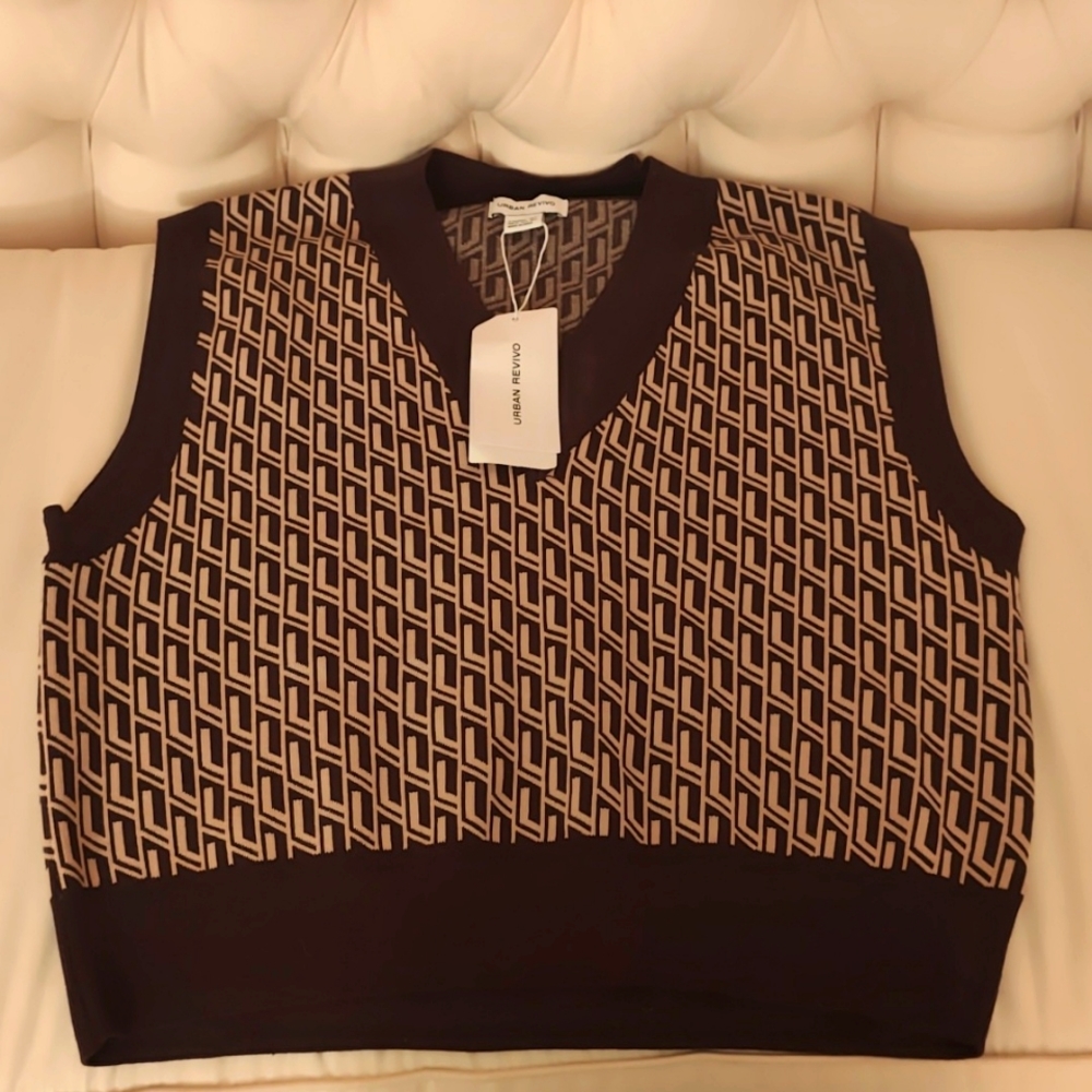 Urban Revivo brown women's size small sweater vest NWT